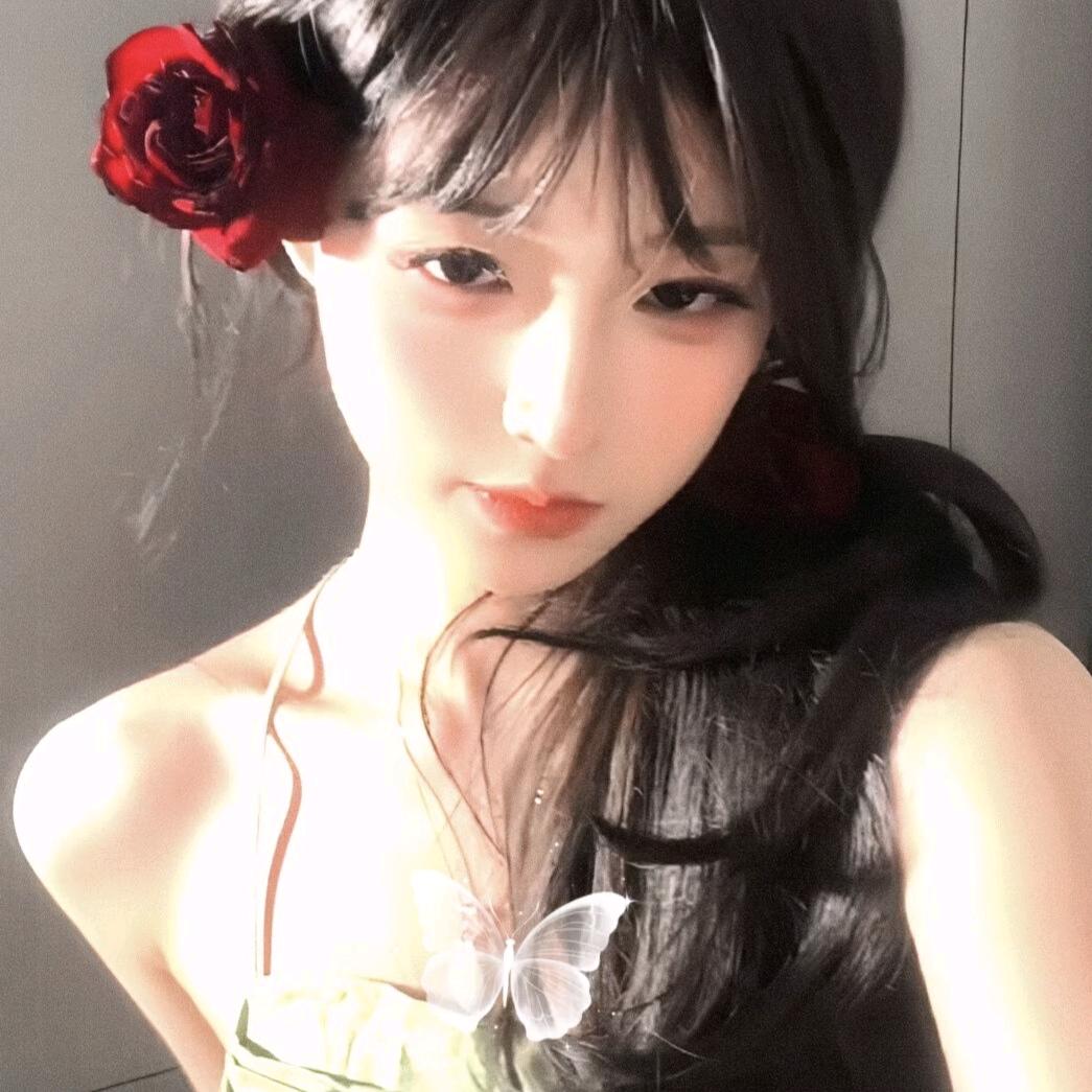 月玥.