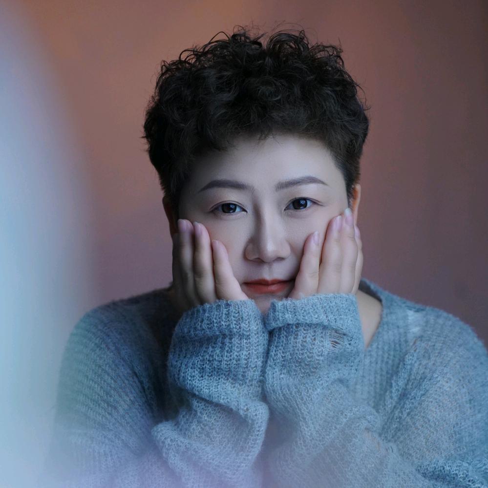 杨雨薇