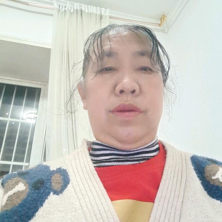 陈德英