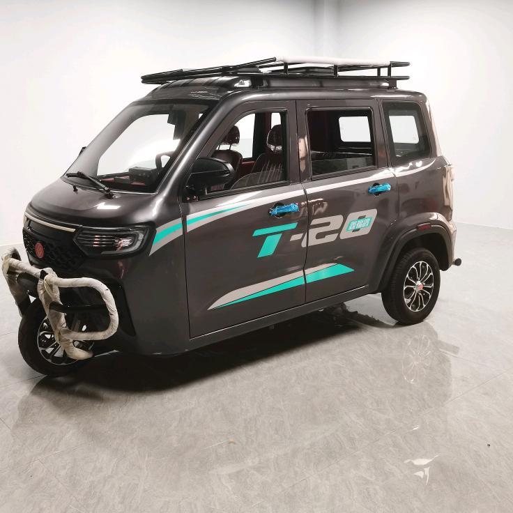 迅翔燃油三轮车