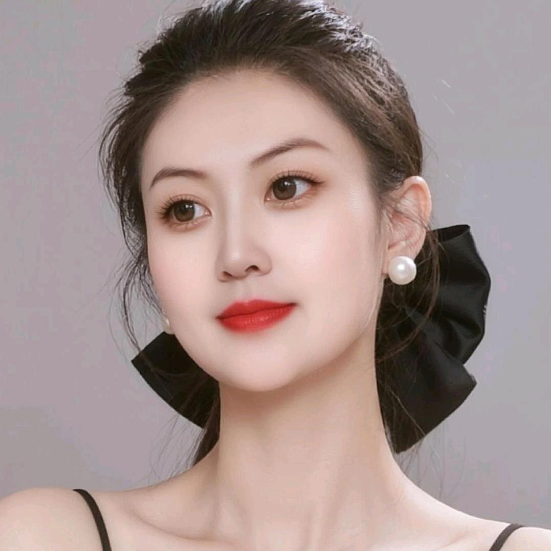 刘ℒ𝒾𝓊 ᥫᩣ