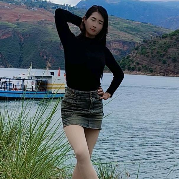 @农村种烟晓美《飞天大蛙》