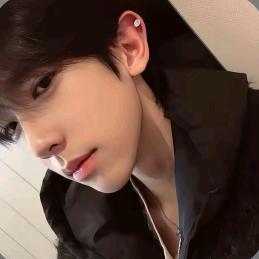 赫子铭.♡