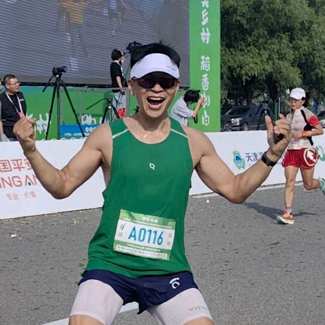 不自律的跑步爱好者—边哥