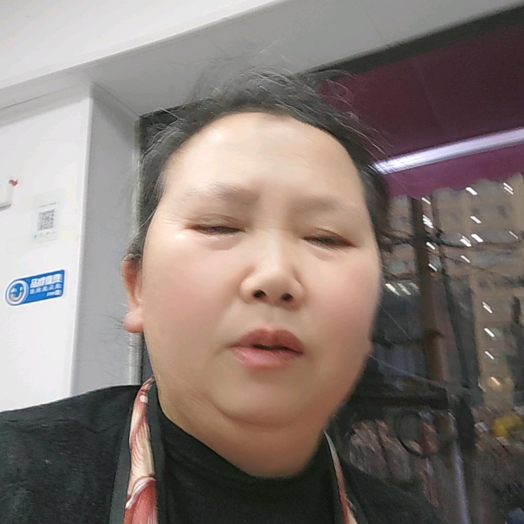 周周妹LB早上10.45开播