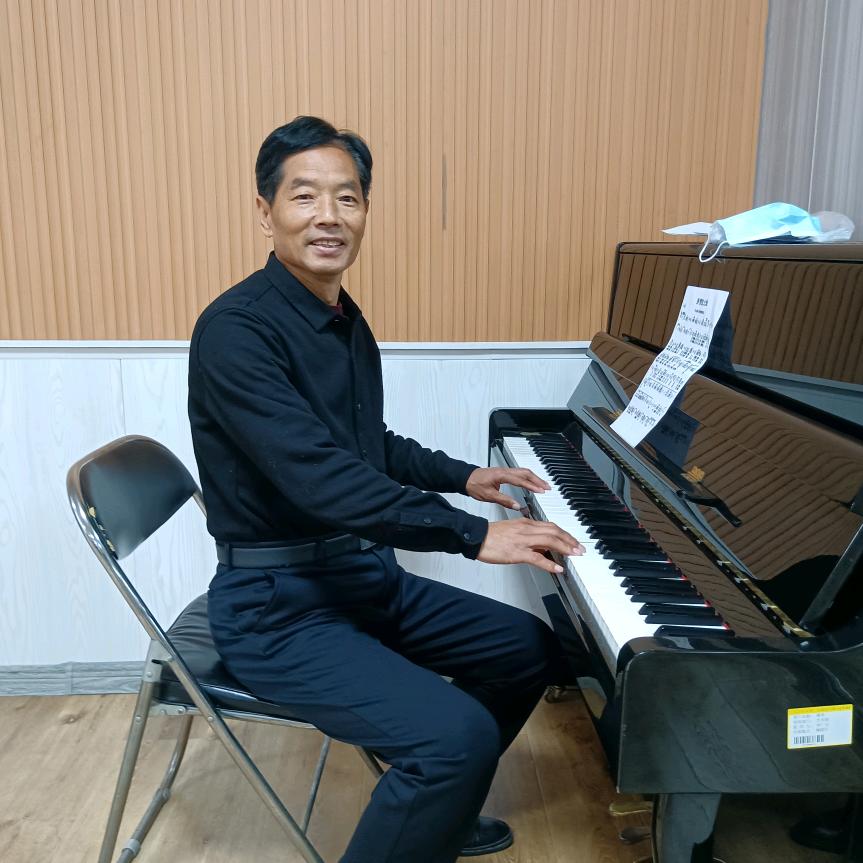 布衣老王