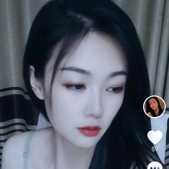 @艾妮