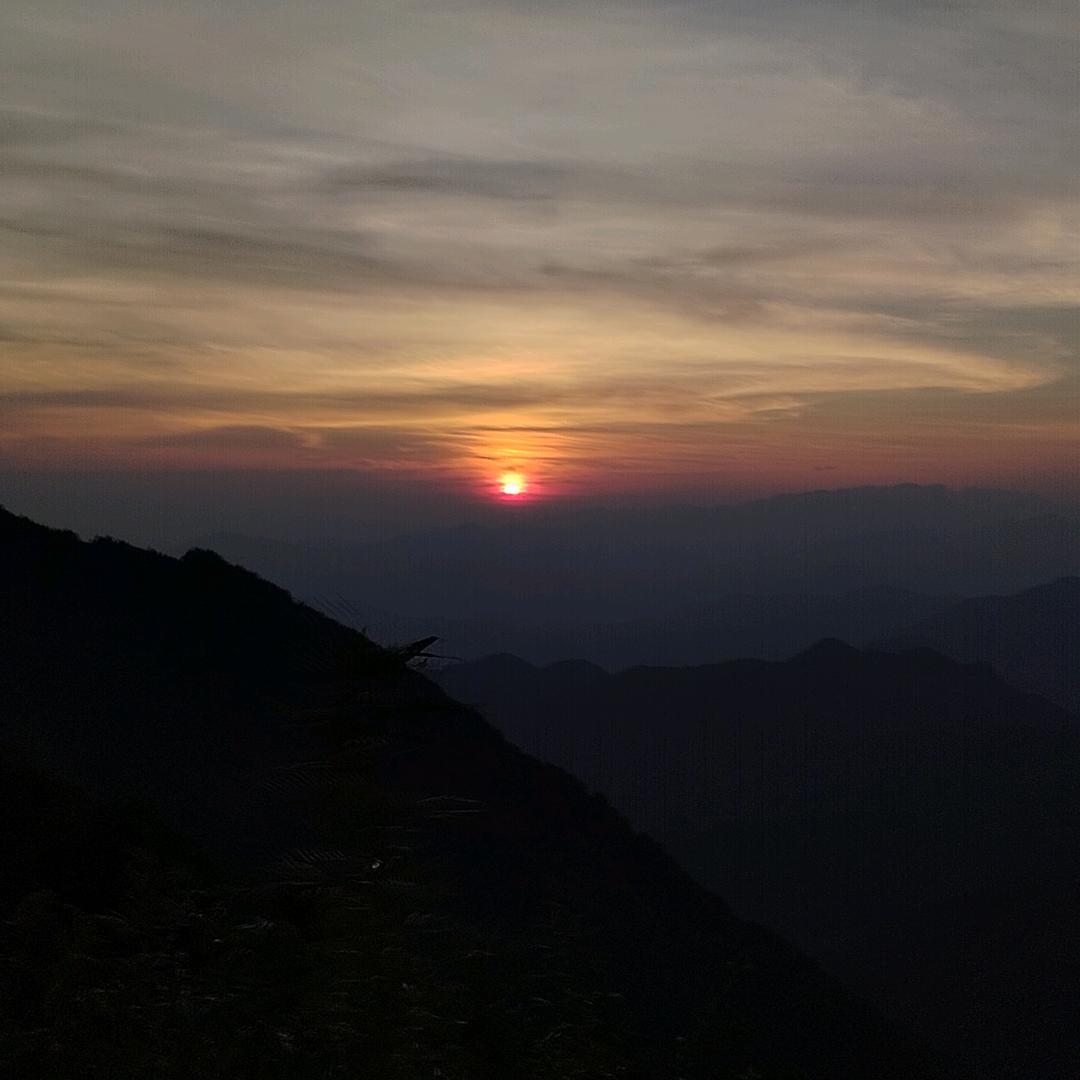 璟秀山河黄端端