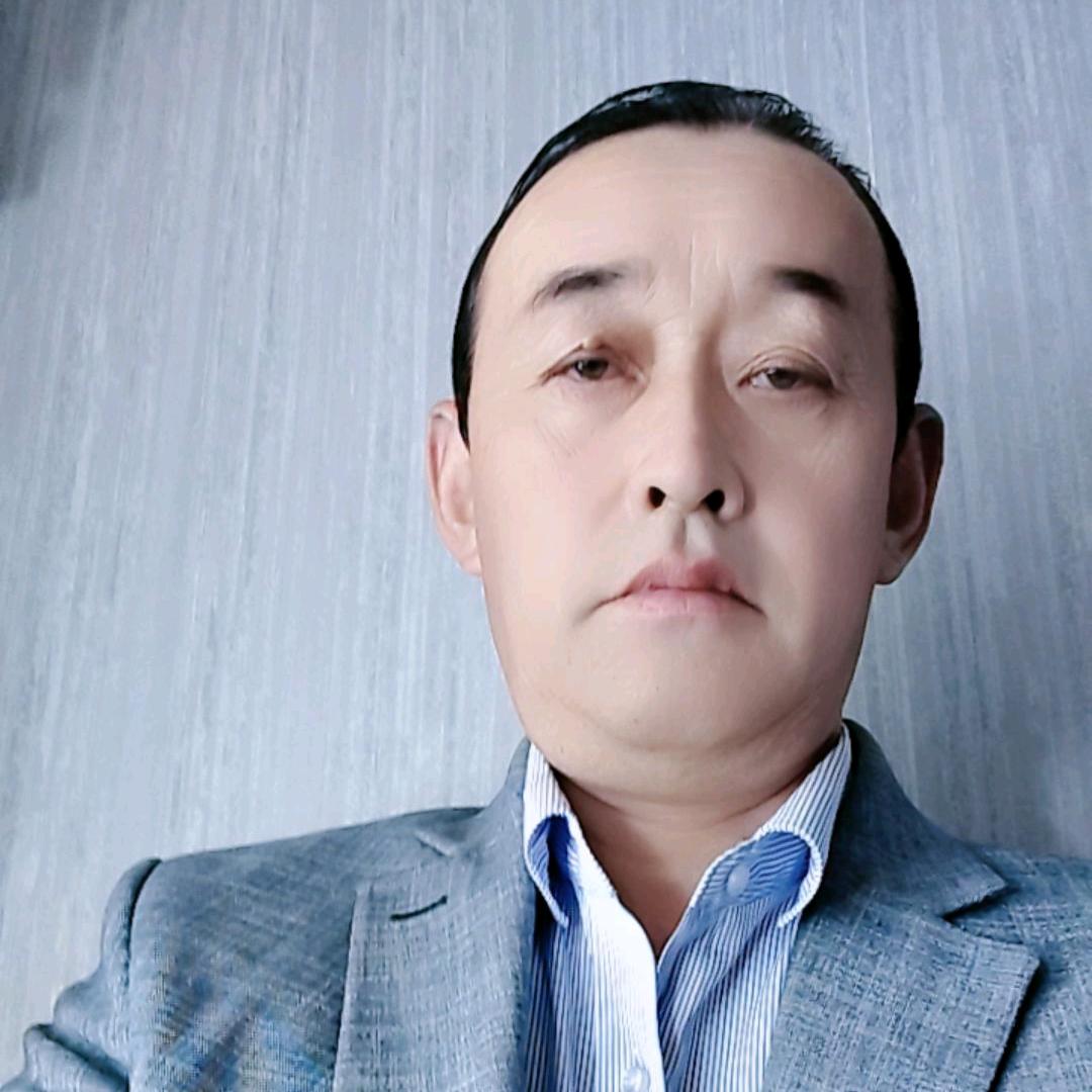 哈尼巴提，