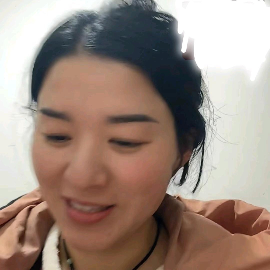 红红（沈）