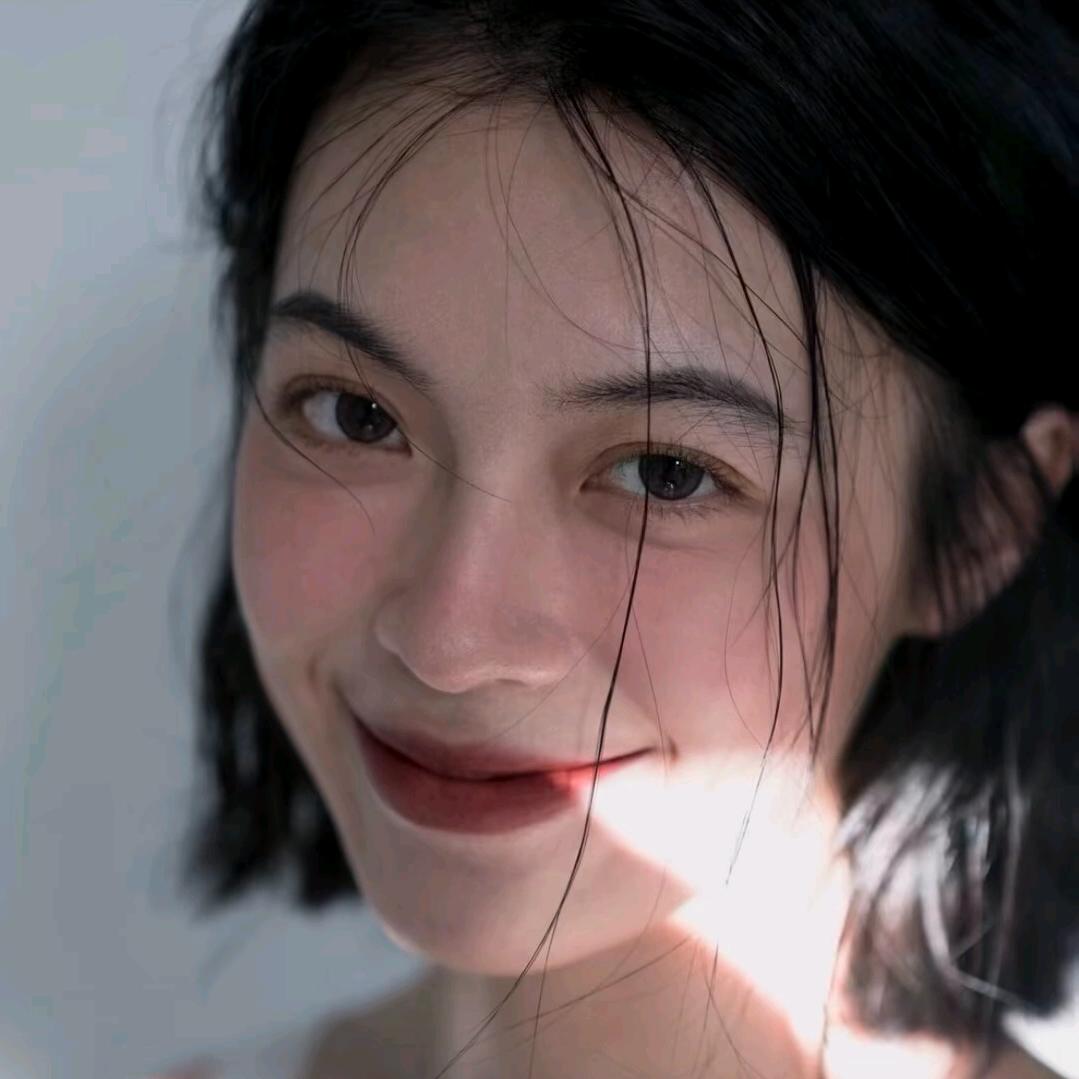 是芳芳呀.