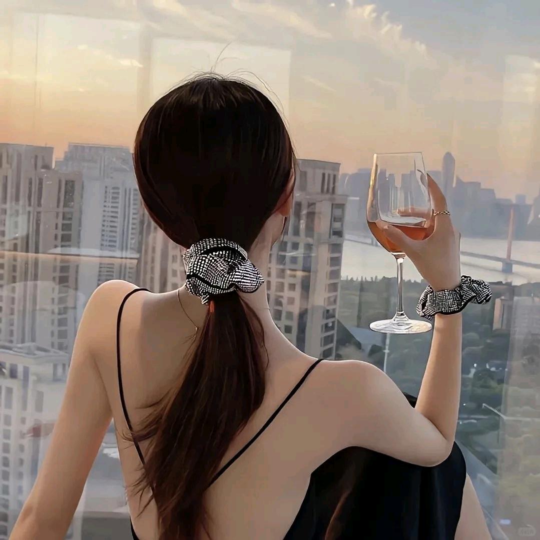 橘外人