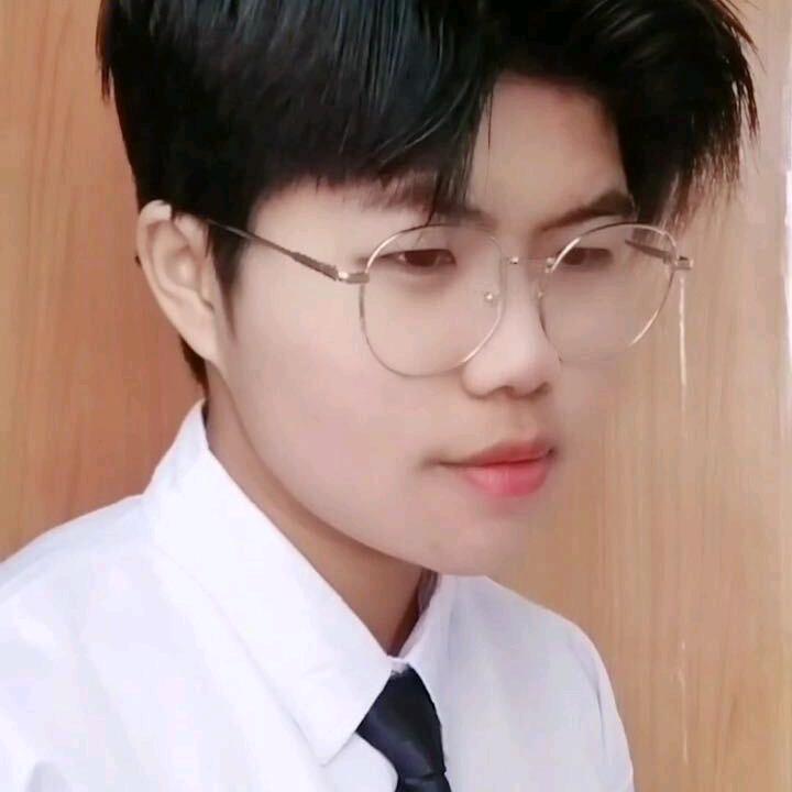 .👑Chit Min Ko Ko🍀