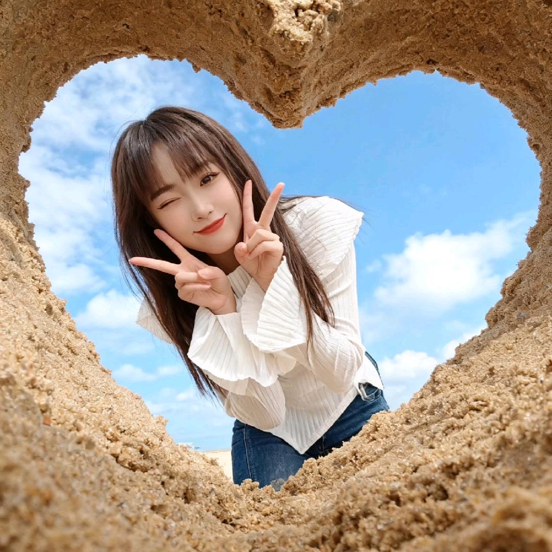 yS