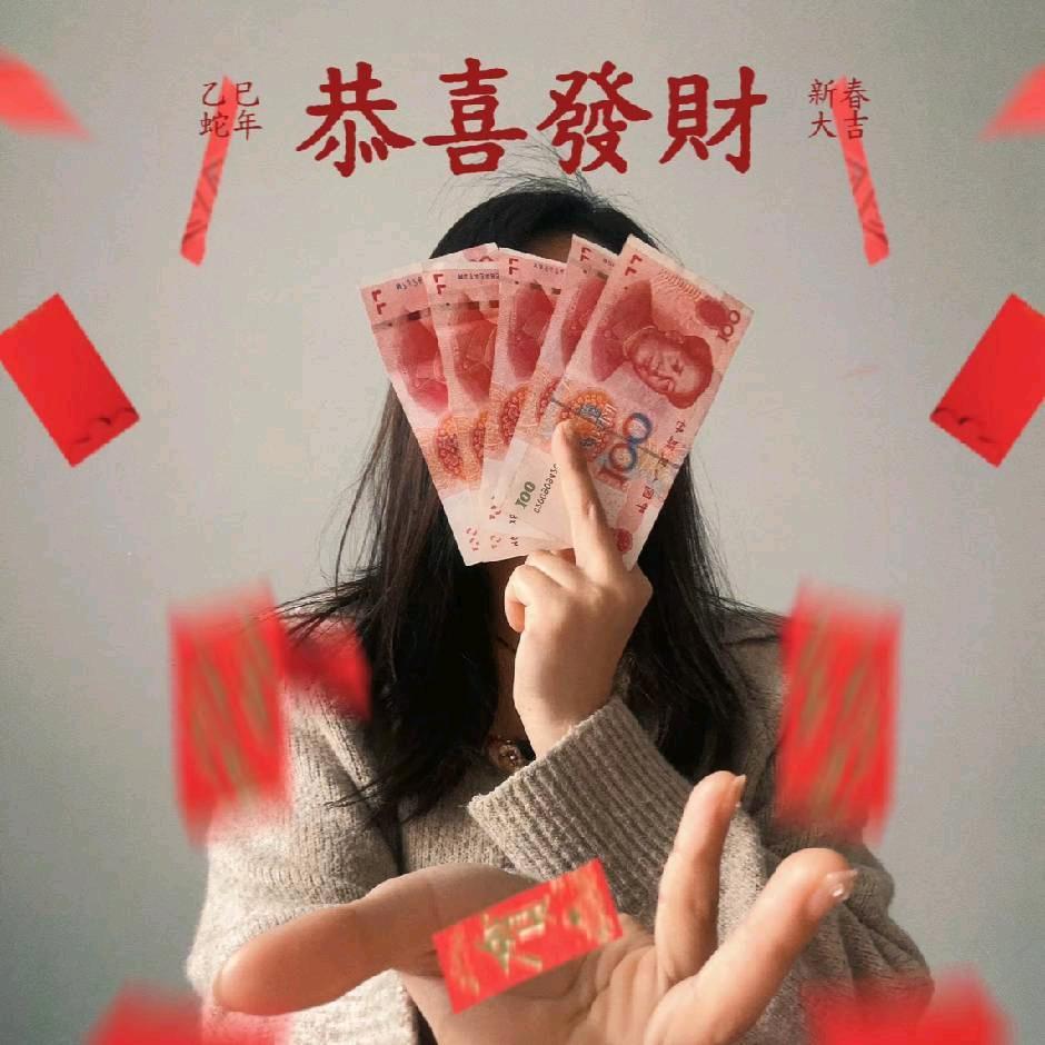 站在坟头指挥鬼