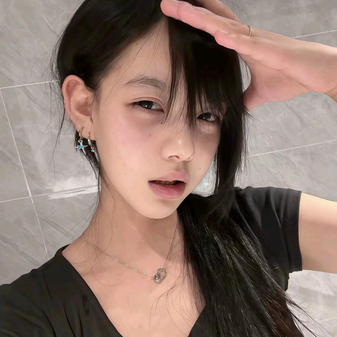 第六页^