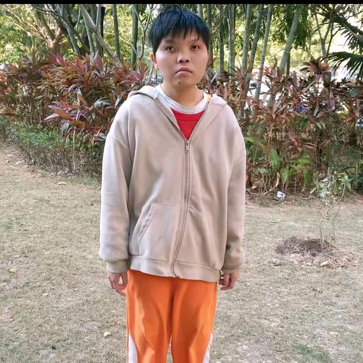 杨慧超。