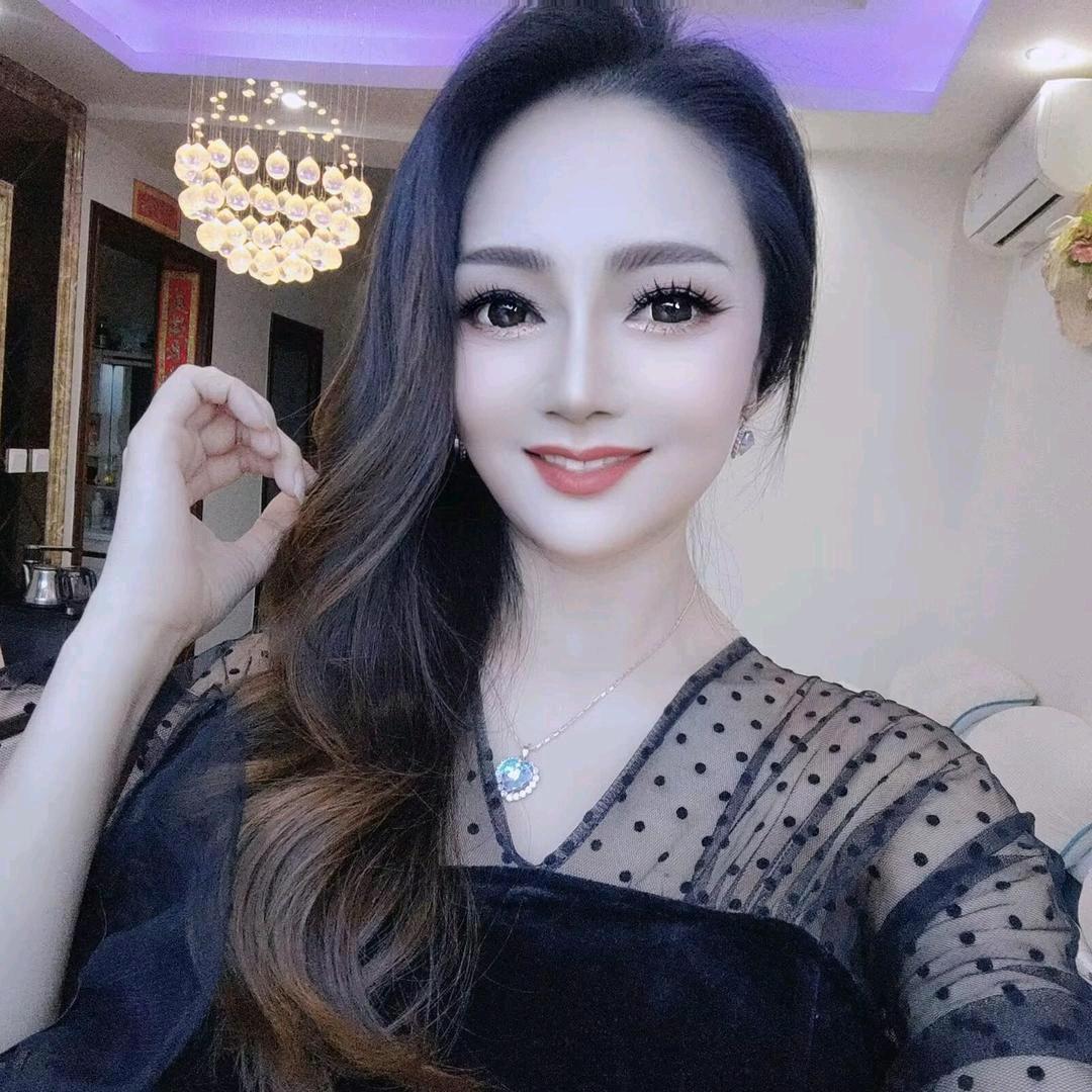 开心女王在乐山