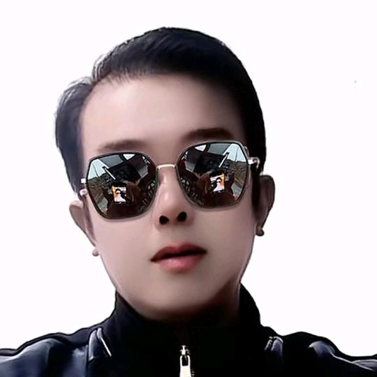 《🌹换脸狂魔🌹》《黑骏马