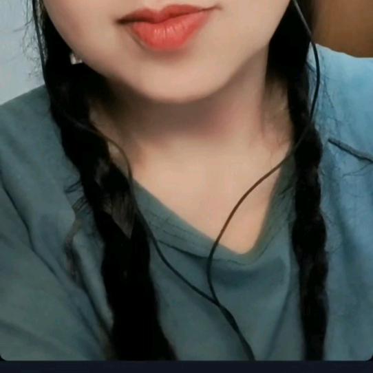 女人上山（70后）