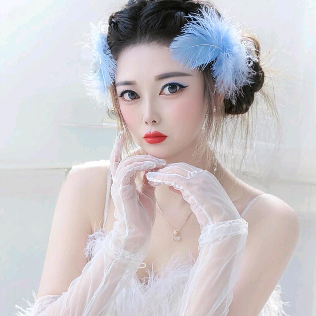 🦋🦋妩媚儿🦋