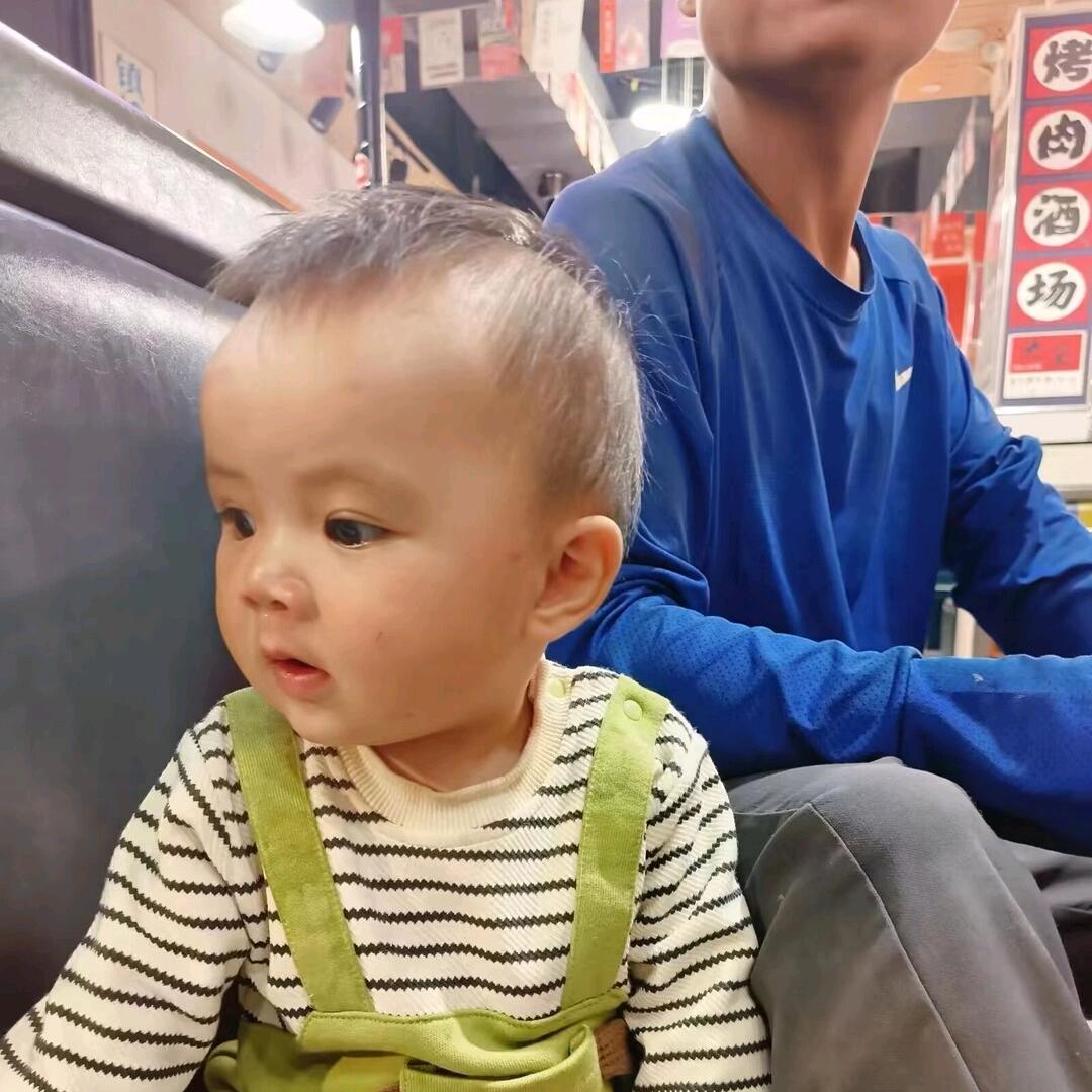 月月在加油