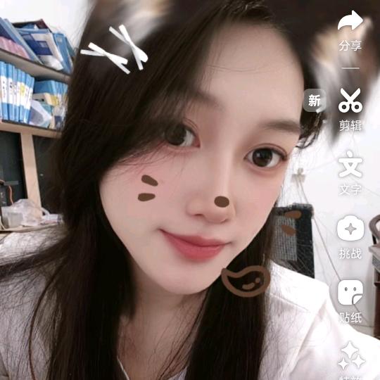 乐多.(ˇ◕🐽◕ˇ)