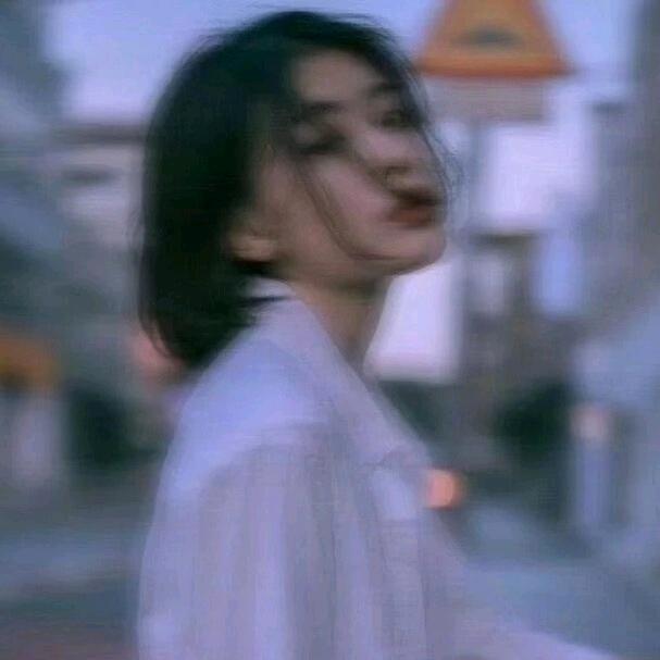 保持沉默🤔👄