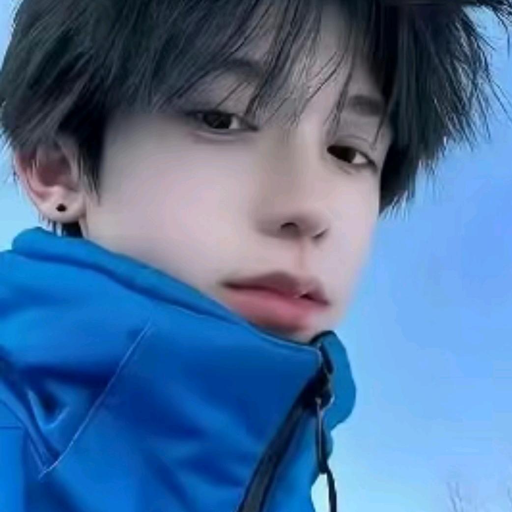 山有竹.
