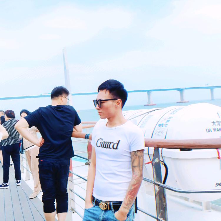 HanHan-👬 小唯