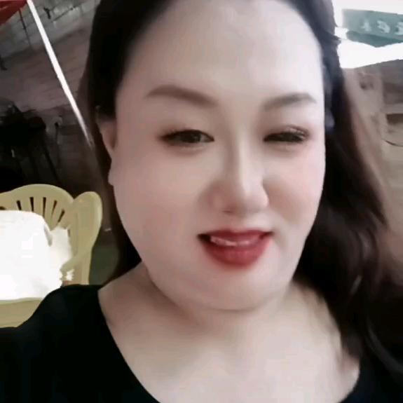 用户2856120937836嗨姐