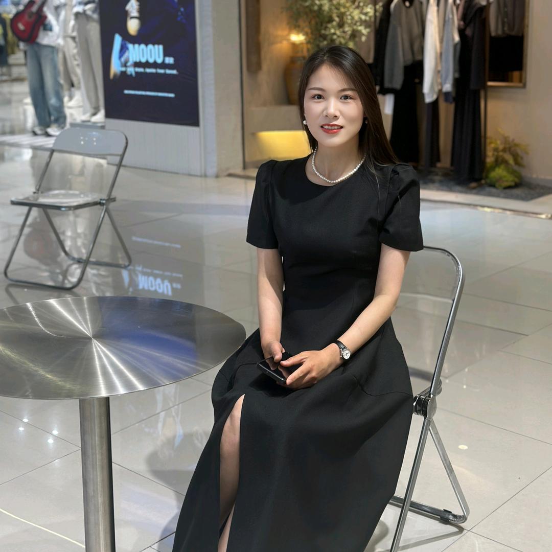 郑州汲丽女装国风礼服馆