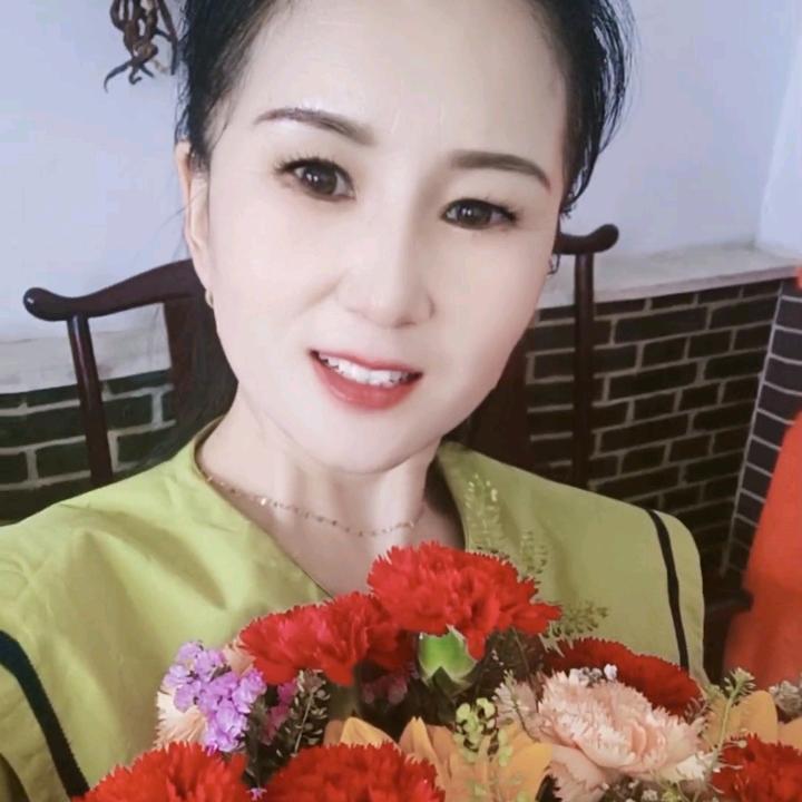 北相娟娟裁缝店《专业修衣》 加智能鞋销售