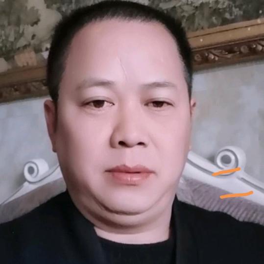 微笑背后的痛