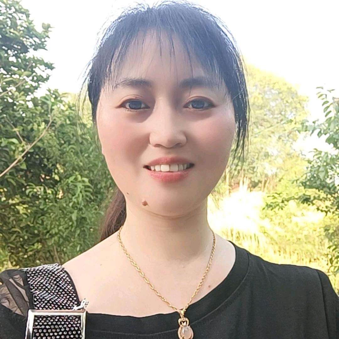 L小梅