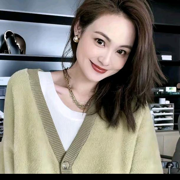 美洋的穿搭日记吖