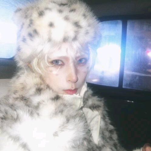 7w（穿圆恙痛衣版）