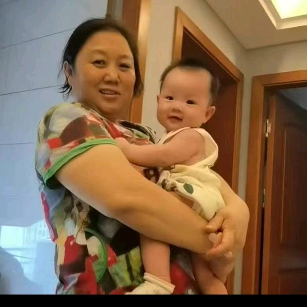 彭泺琪的奶奶😛