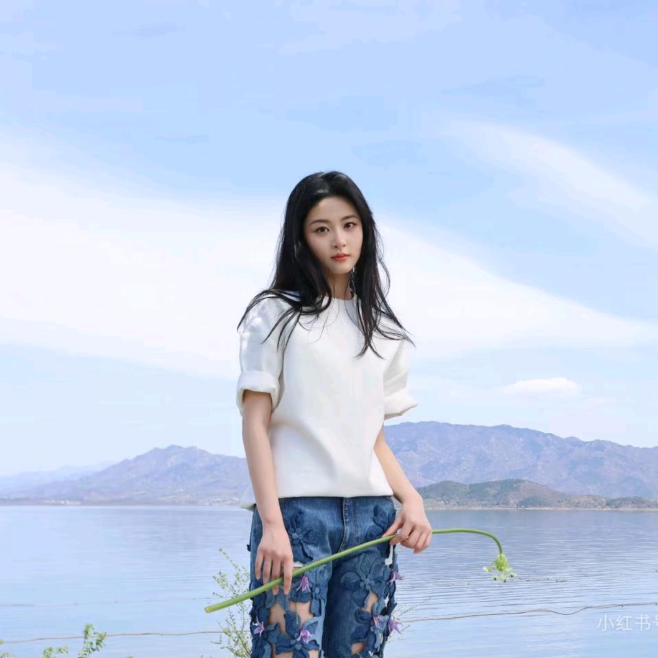 留得残荷听雨声