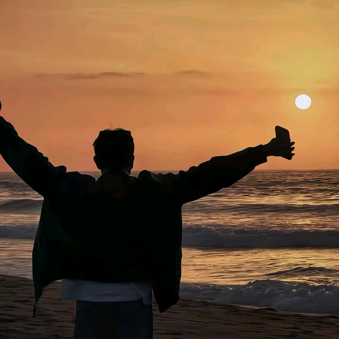 日落（破万粉）