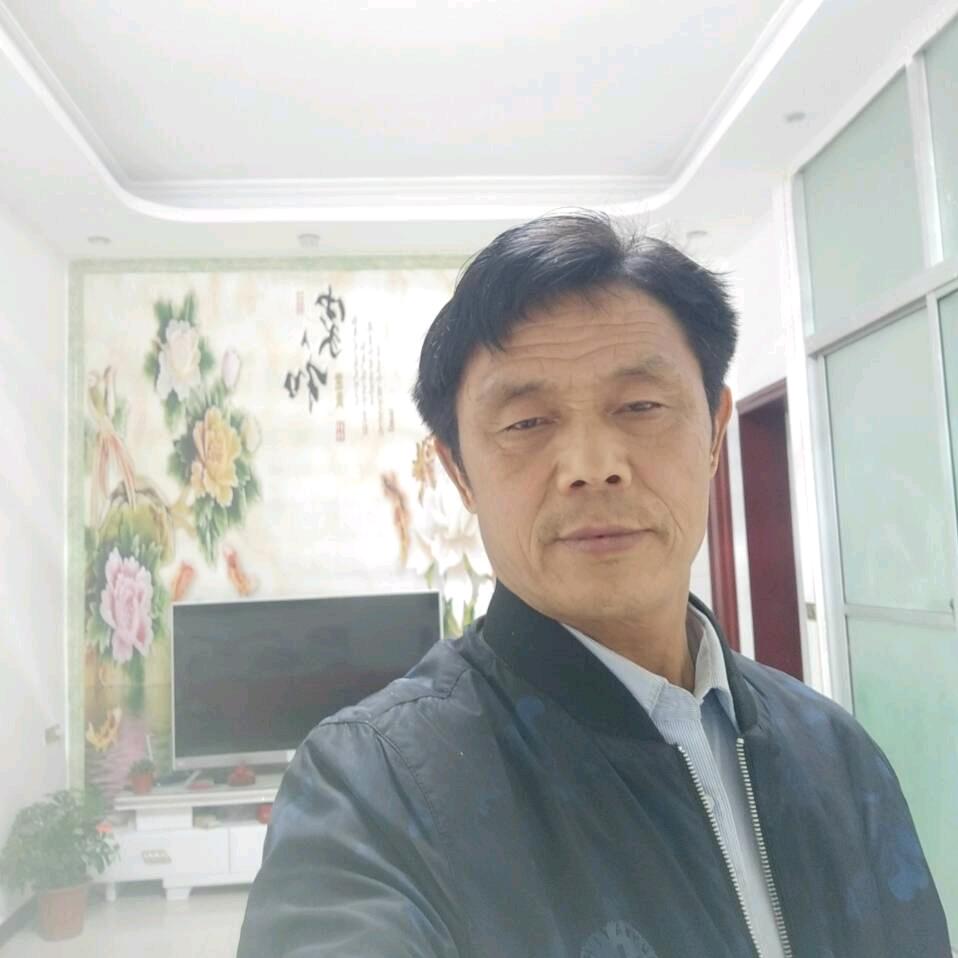开朗的性格哥！微笑留给你！