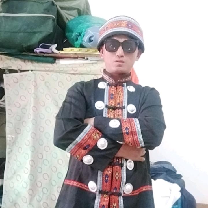 追梦憨哥