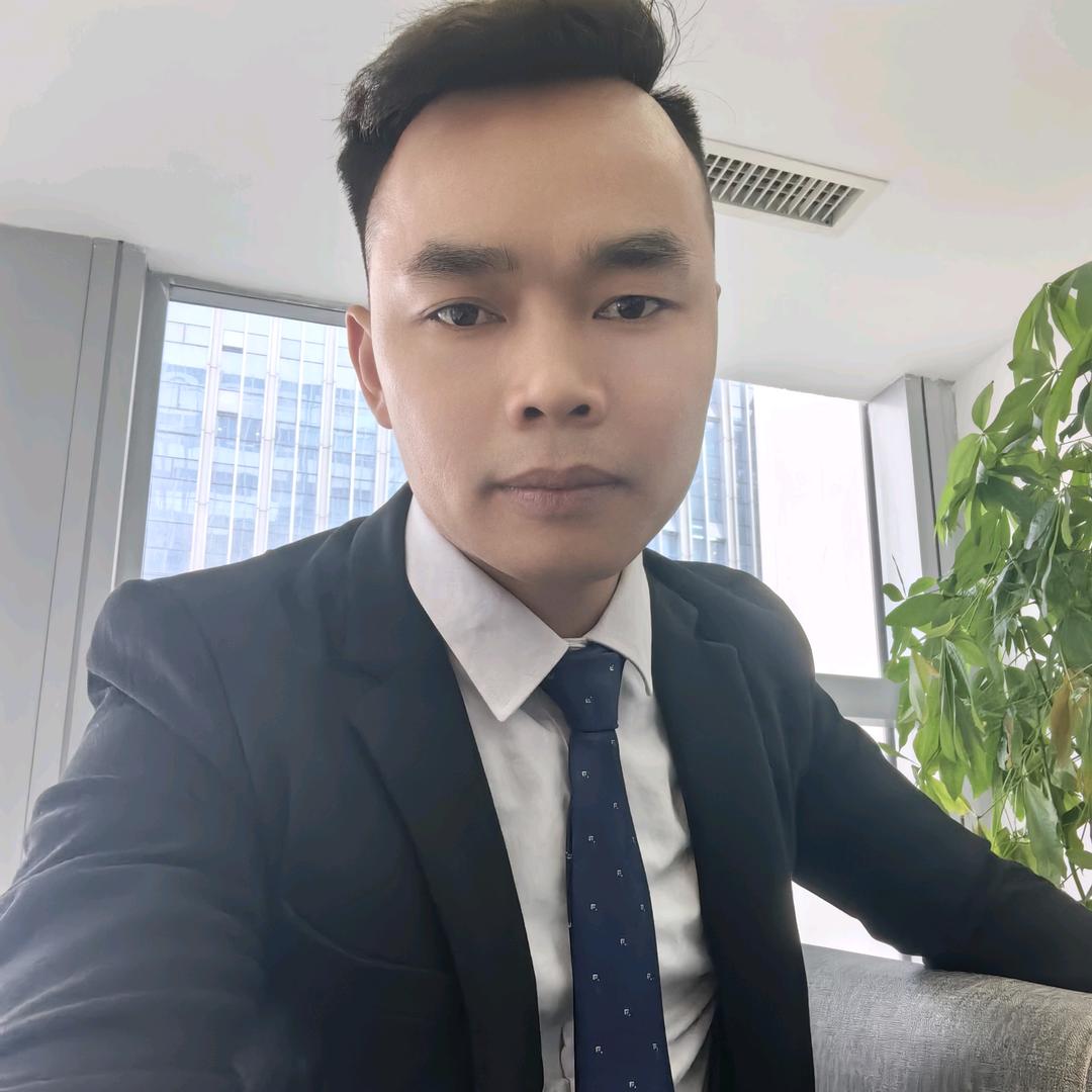 陈小龙，贵州雍豪门窗源头工厂
