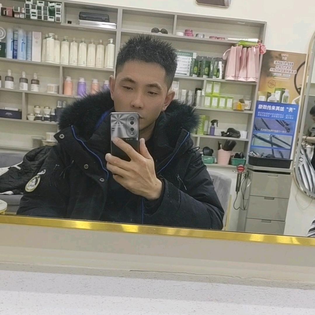 红旗种马场李彬