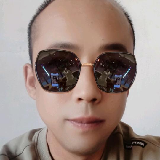 孙小伟首播筹备中