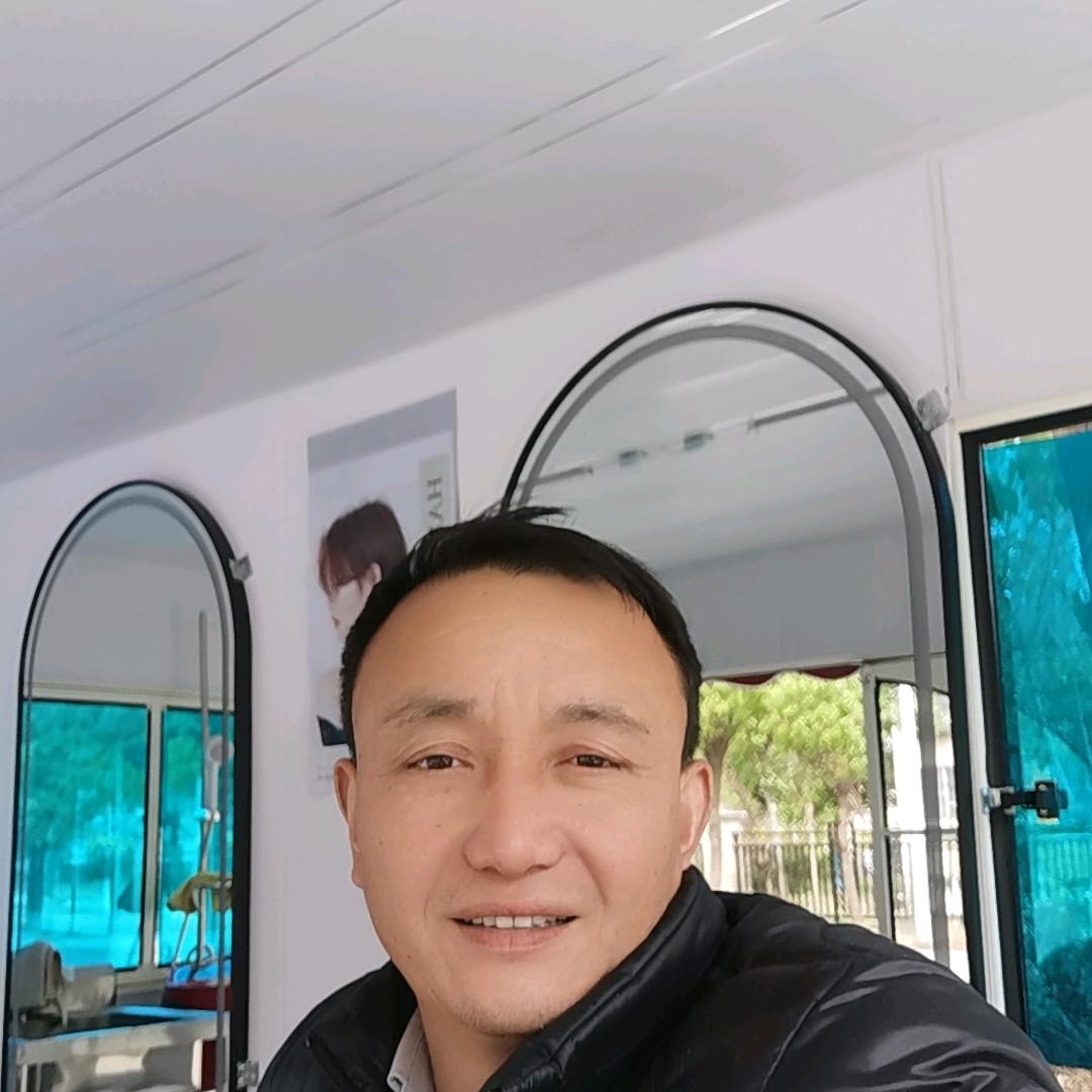 寿县老农民，户外理发