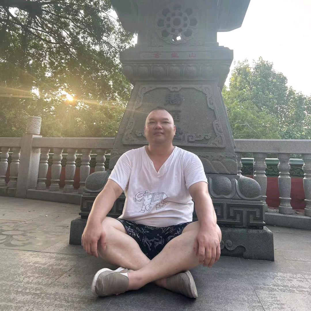 不忘初心，牢记使命