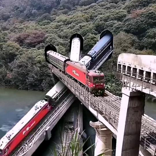 韦先升《特效剪辑》
