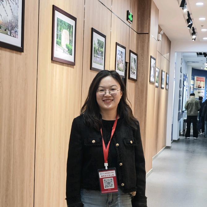 成人学历石老师