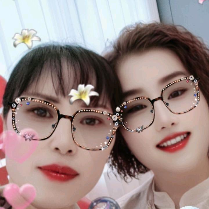 蝴蝶飞舞🌻🌻